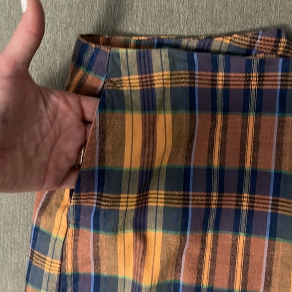 Urban Outfitters size M, plaid mini skirt - Picture 7 of 7